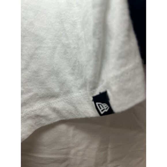 New Era Navy and White Short Sleeve Tee - Picture 6 of 12